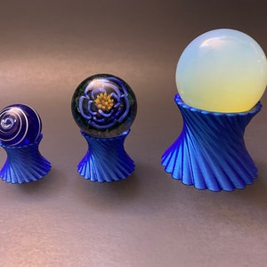 Twisted Marble Stand