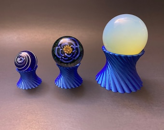 Twisted Marble Stand
