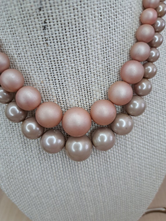 VTG Faux Sea Pearl Double Strand Graduated 13" Ch… - image 5