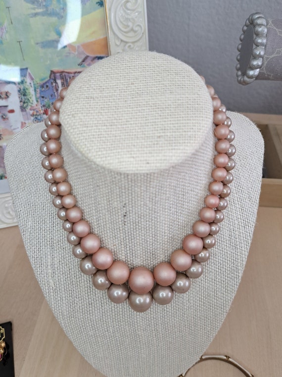 VTG Faux Sea Pearl Double Strand Graduated 13" Ch… - image 2