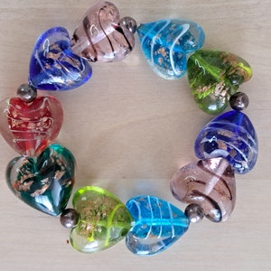 Murano Style Art Glas Multicolor Herz Kostüm Modeschmuck Perlenarmband Vintage Stretch Schöne Farben mundgeblasene Glasperlen