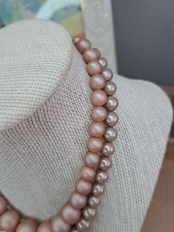 VTG Faux Sea Pearl Double Strand Graduated 13" Ch… - image 3