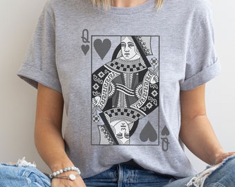 Queen of Hearts Shirt for Women Cute Queen T-Shirt Gift for Mom for Mother's Day Queen Tshirt Gift for Her Retro Playing Card Lover