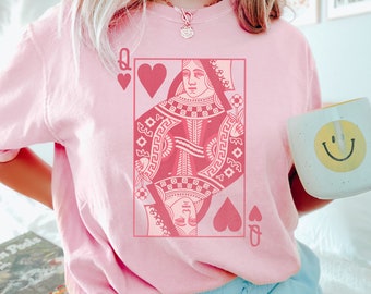 Queen of Hearts Mother's Day Shirt, Comfort Colors Valentine Tee, Alice In Wonderland Vintage Boho Graphic Tee, Teacher Valentine Crewneck