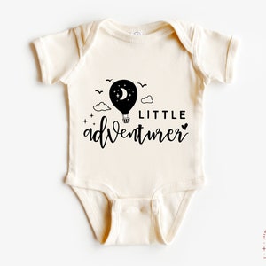 Kleiner Abenteurer SVG PNG, kleiner Entdecker Baby Strampelanzug, Kinder Camping Dekor, Kleinkind Natur Dekor, Abenteuer Dekor, Cricut Silhouette Cut Datei