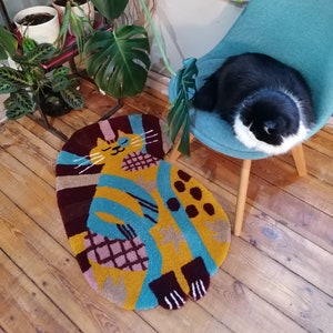 Cat rug. Handmade tufted 100% wool rug. Funky cat design