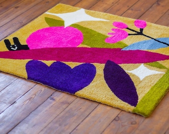 Colourful snail rug. Handmade tufted rug. 100% acrlic