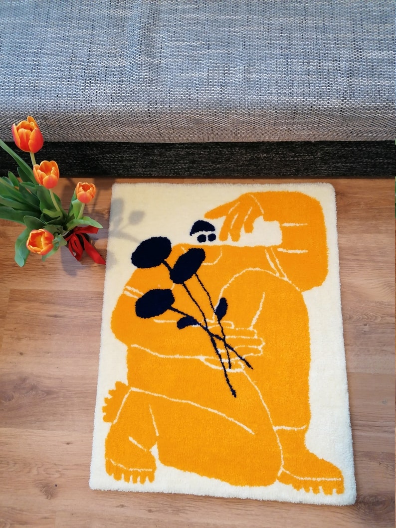 Ukraine charity, support tufted rug. Soldier with sunflowers. image 5