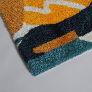 Bright geometric tufted rug. Funky shapes. Geometric shapes and lines. image 2