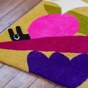 Colourful snail rug. Handmade tufted rug. 100% acrlic image 5