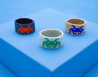 Anello fascia "Monster" elastico ricamato con perline in vetro Miyuki / Delica beads / tessuto a mano / anello band seed bead band ring