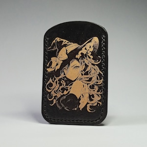 Cartera de anime. Tarjetero de cuero hecho a mano. Tarjetero de anime, Cartera de anime hecha a mano