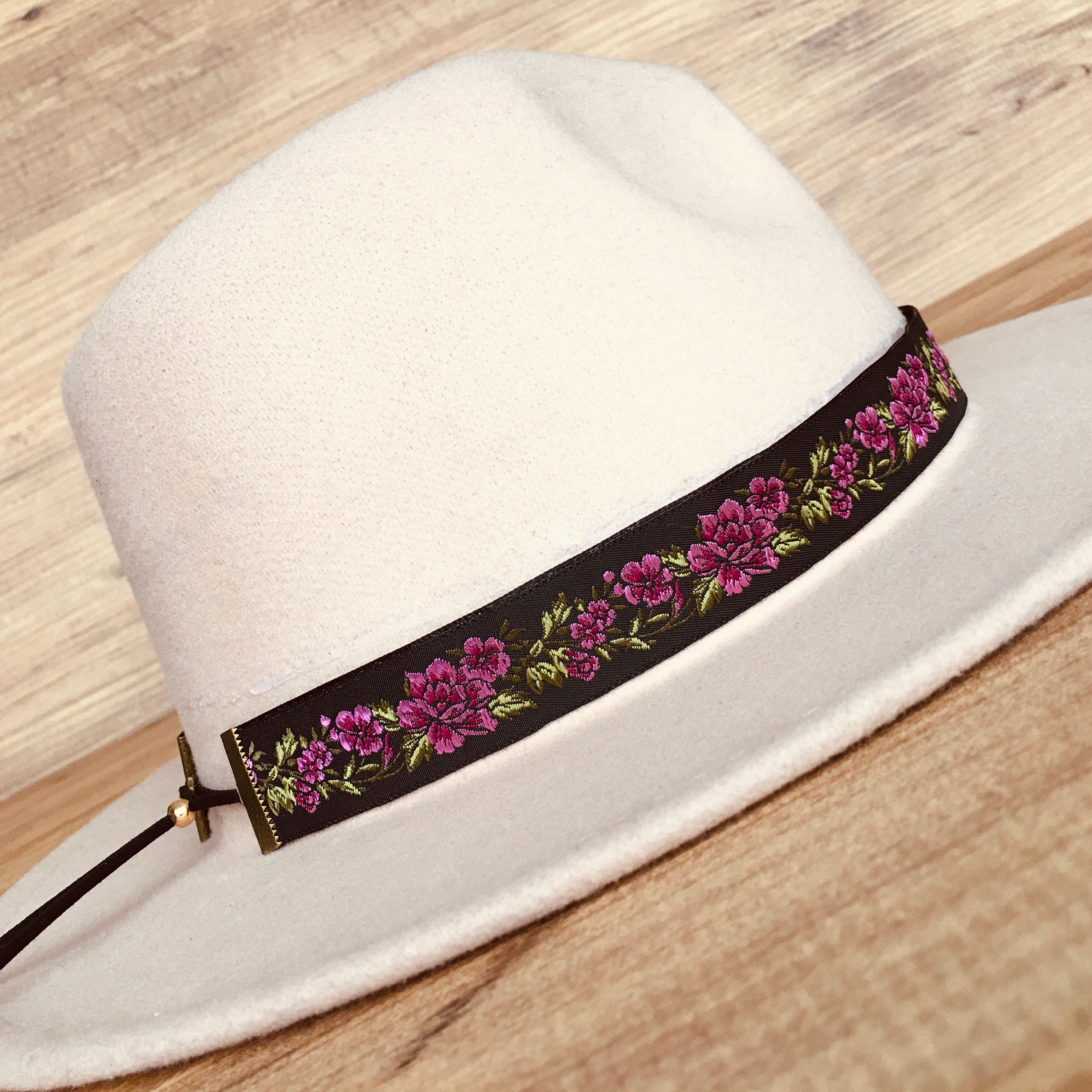 Pink Rose Jacquard Hat Band: Adjustable Western Hat  display picture 2