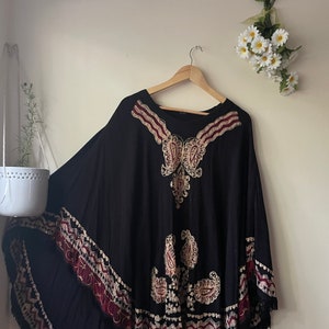 Vintage Poncho | 2000s | Black Poncho | Embroidered Poncho | Hipster Top | Y2K Style | US L