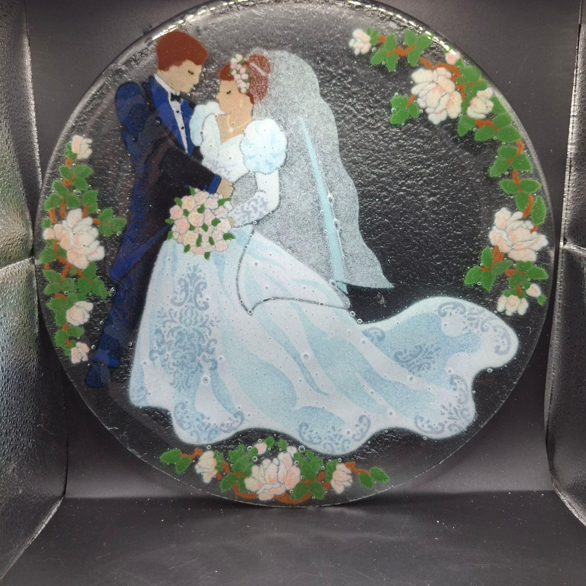 Vintage Peggy Karr Handcrafted Glass Plate With Bride Groom Design