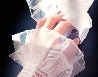 Captivating Lace Mesh Fake Sleeves with Patchwork Design, Fashionable Fingerless Gloves