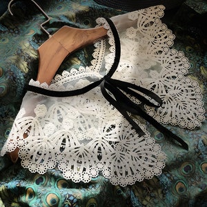 Embroidered Lace Fake Collar, White/Black False Faux Collar, Detachable Blouse, Lady Dicky Collar, Free Size image 3