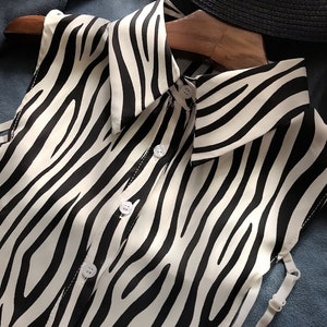 Zebra Stripes Fake Collar Detachable Front Tie Shirts White False Vintage Versatile Blouse Collar for Women Girls Favors image 2