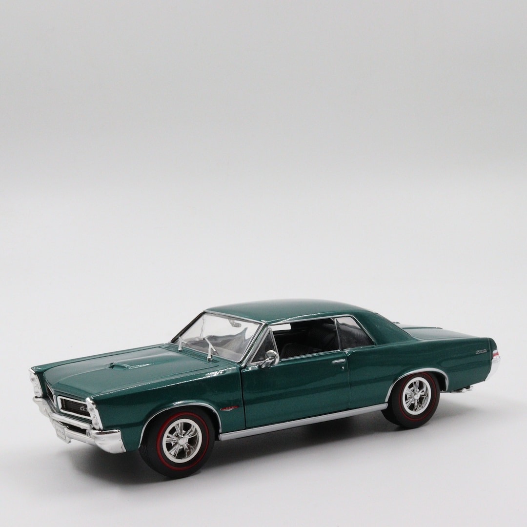 Gto Model Car 1965 Pontiac GTO Diecast Model Car: Green Welly 1/24 Scale - Etsy