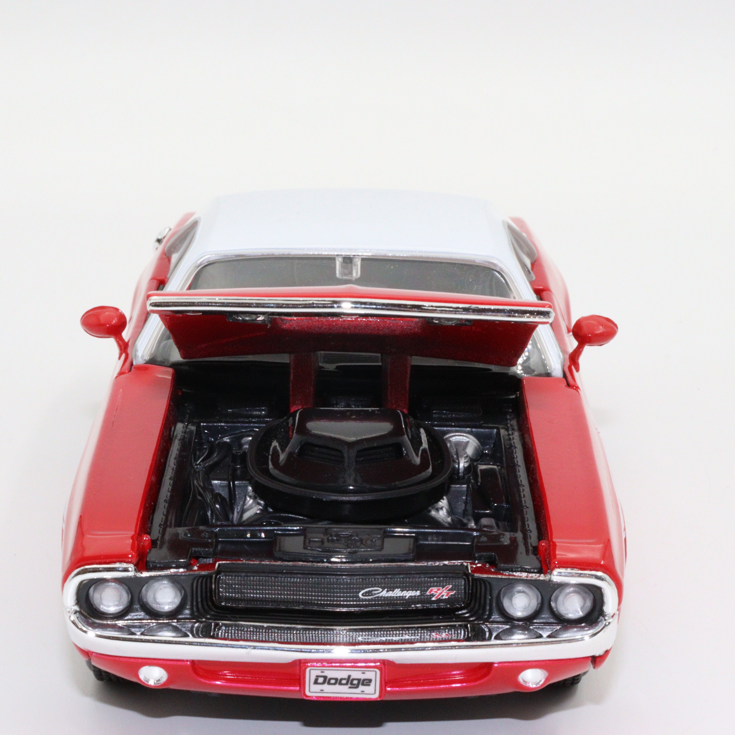 Maisto 1970 Dodge Challenger R/tscale 1/24 Diecast Classic Carvintage ...