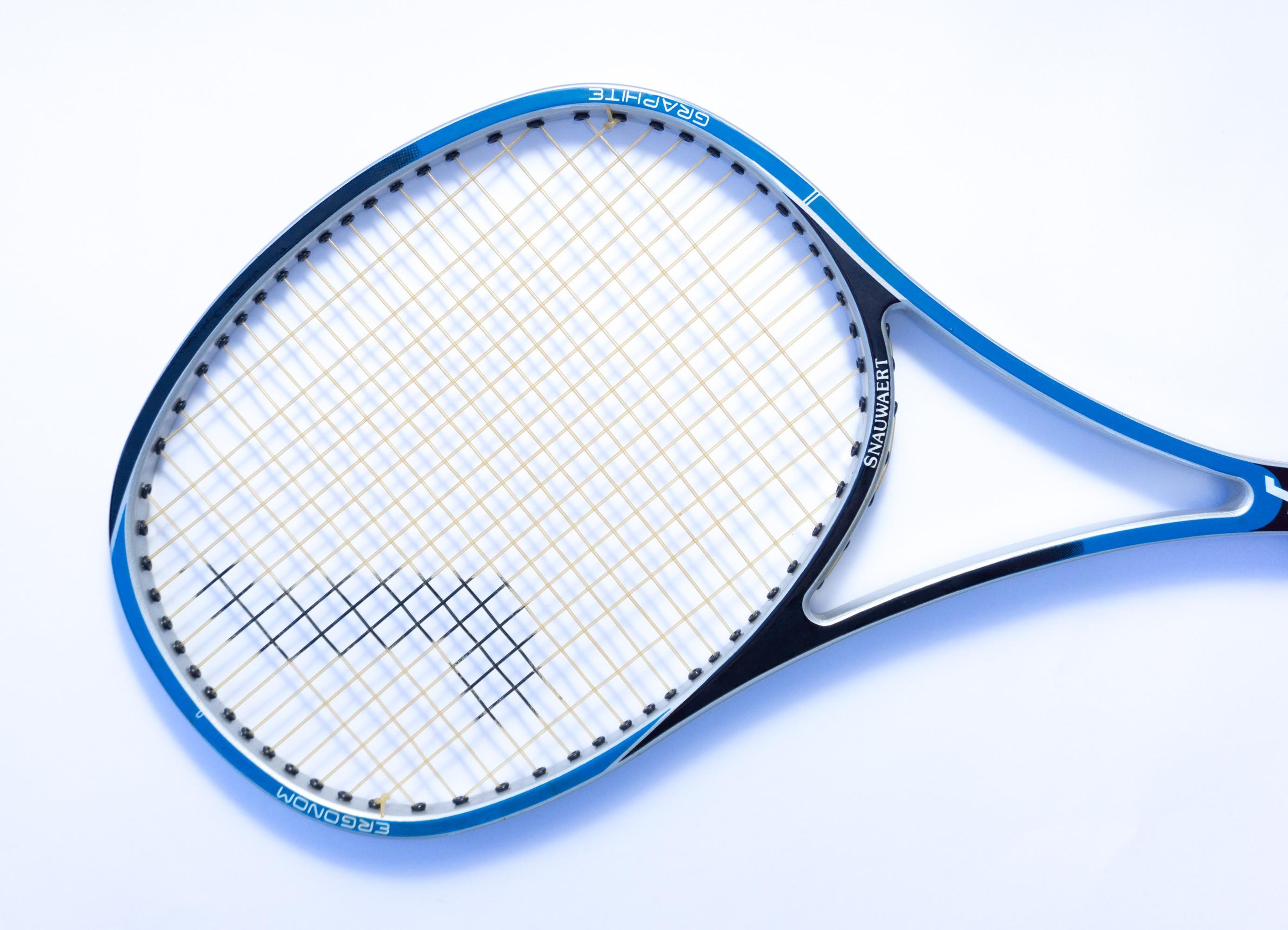 Raquette De Tennis Vintage Snauwaert Systèmes ETR Ergonomiques - Occasion, état Fonctionnel, Couleur Grise