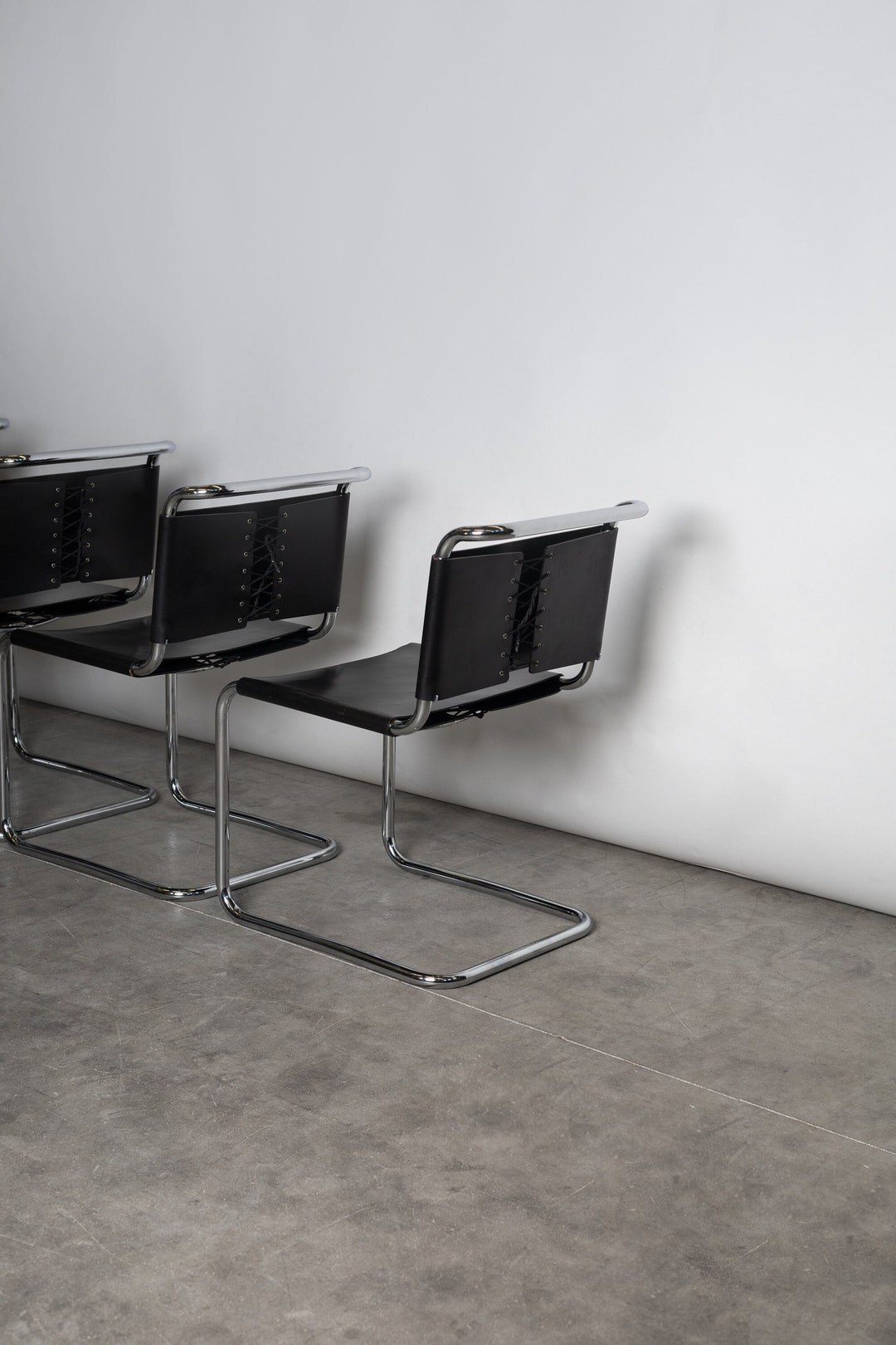 Vintage Marcel Breuer B33 Gavina Chair 1970s / Black Leather Tubular