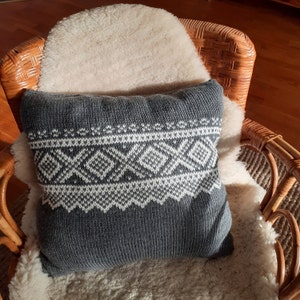 Hand knitted cushion cover, pillow covers, knitted nordic pillow cover, Scandi decor, Norwegian, handmade decoration, throw pillow, hygge zdjęcie 1