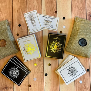 Set of 54 playing cards inspired by The Legend Of Zelda creatures Gold edition Hot gilding handmade box, pouch, wax triforce 2 Decks +2 free bag