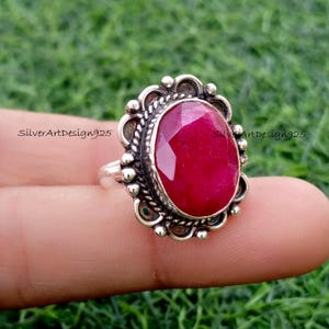 Anillo de rubí auténtico, anillo de plata de ley 925, anillo de piedra preciosa, anillo hecho a mano, anillo bohemio, anillo para mujer, regalo de aniversario, anillo de regalo popular (L)