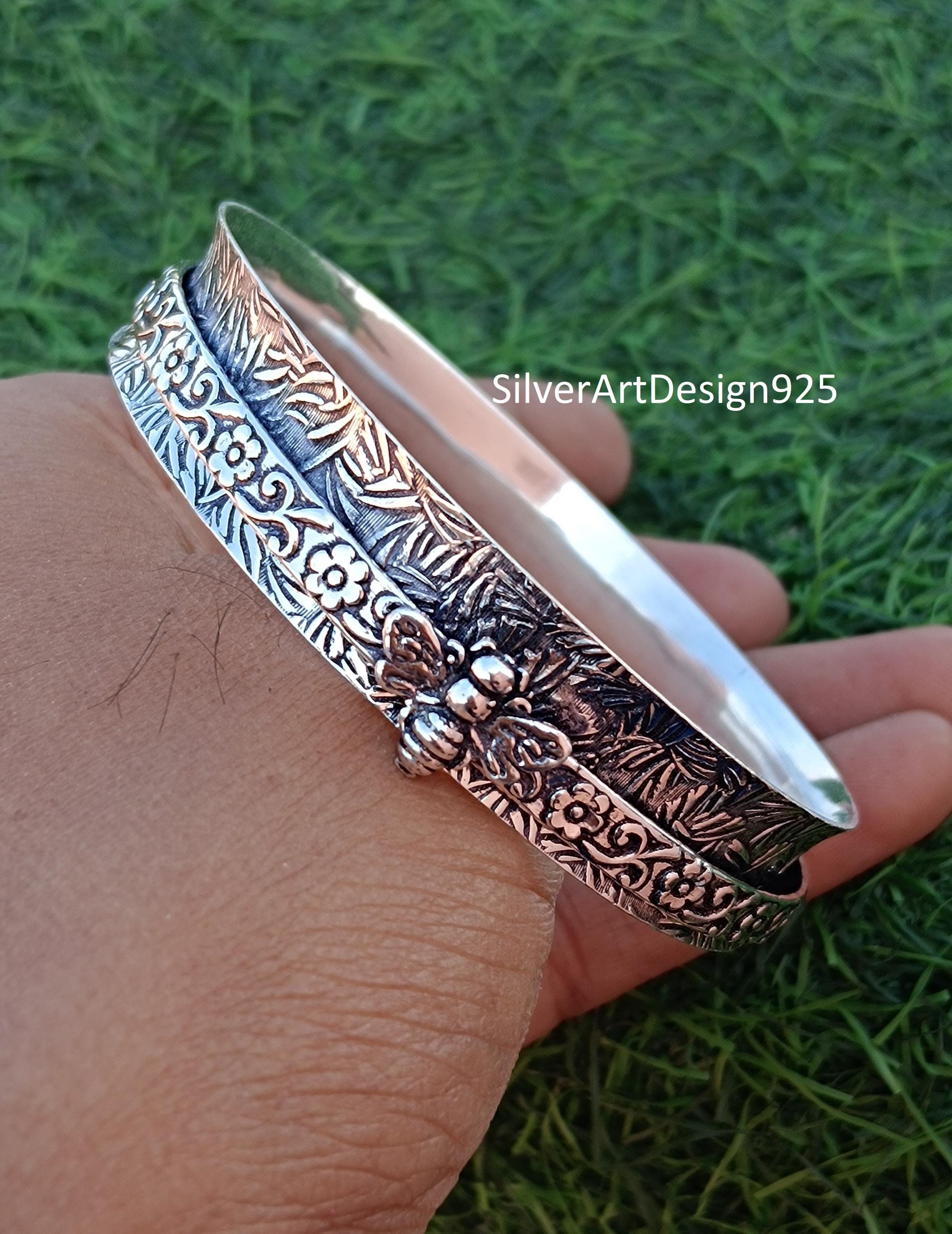 Dainty Spinner Bee Bracelet, 925 Sterling Silver, Honey Bee Bangle, Designer Bangle , Unique Design Bangle Bracelet , Handmade Gift For Her
