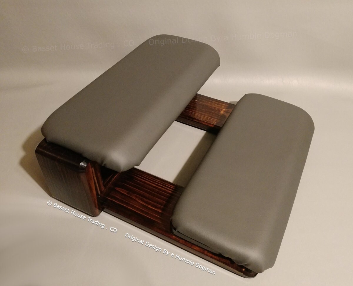 Pet / Dog Steps Pet Mobility Stairs / Ramp Dog Stair Foot Rest Gaming Accessory Basset Hound