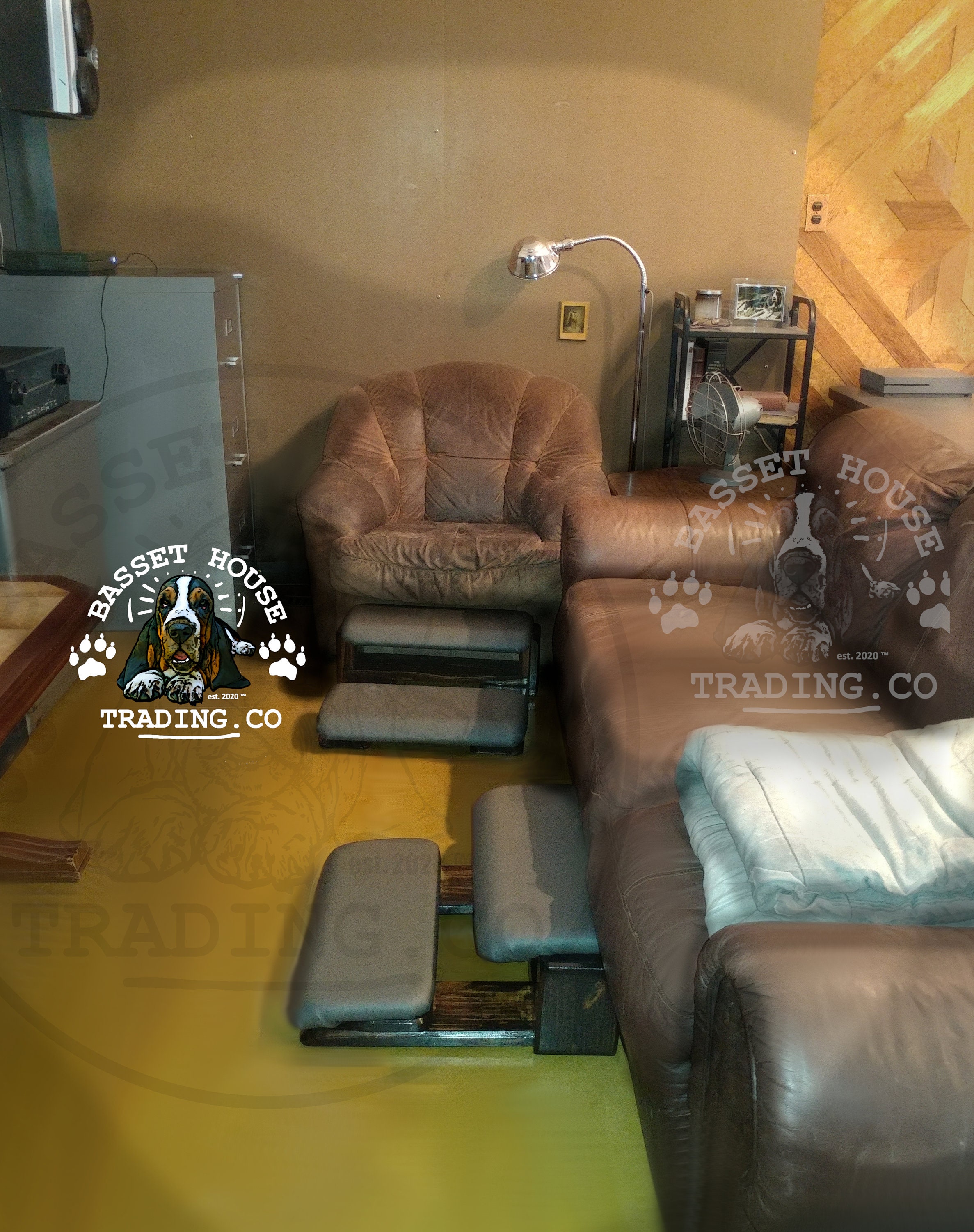 Pet / Dog Steps Pet Mobility Stairs / Ramp Dog Stair Foot Rest Gaming Accessory Basset Hound