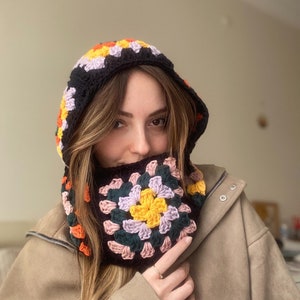 Pasamontañas de crochet, pasamontañas cuadrado de abuela, capucha de invierno colorida, gorro único, pasamontañas cálido y acogedor, regalo de Navidad