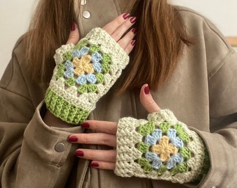Crochet Fingerless Gloves, Granny Square Gloves, Crochet Mitten, Unisex Hand Wear For Winter, Christmas Gift, Wrist Warmer