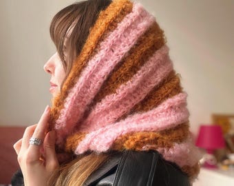 Bufanda de invierno de mohair tejida a mano: chal con capucha a rayas, bufanda con capucha de punto esponjoso