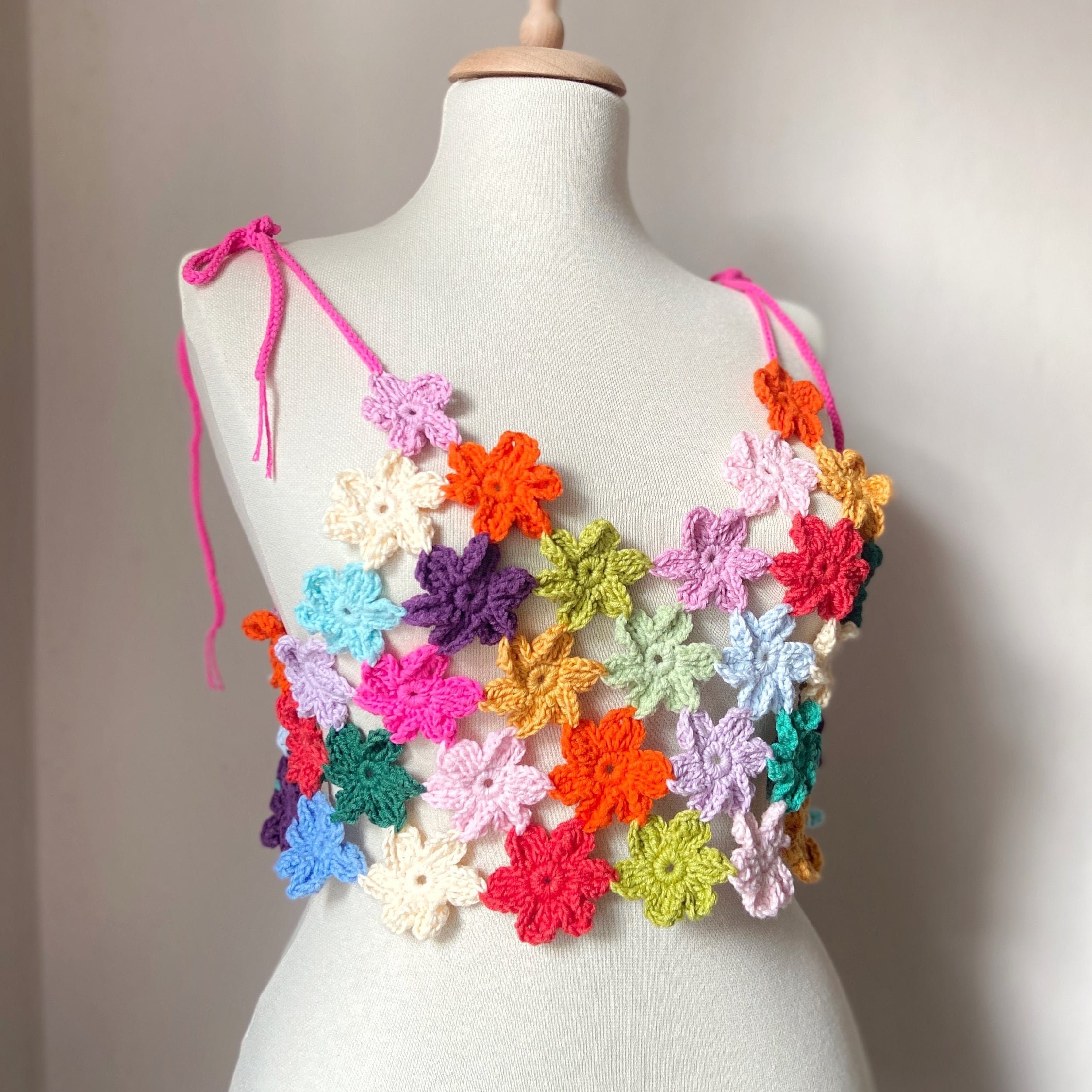 AMERI VINTAGE | snap account | CROCHET LIKE FLOWER LONG TOP