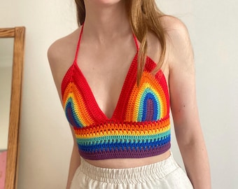 Gehaakte regenbooghaltertop: handgemaakte crop top van Pride Festival