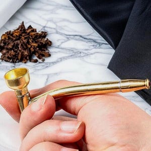 Gepersonaliseerde tabakspijphouder, roltabakpijp, zakrolpijp in goudkleurig staal, gegraveerd monogram, datum, naam, Peaky Blinders-accessoire