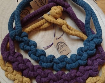 Macrame necklace with Chinese lucky knots