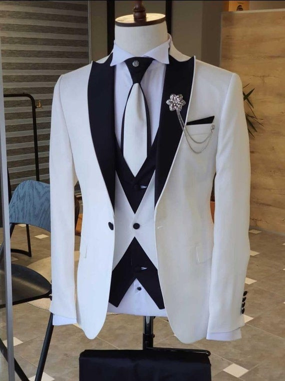 Off White Faux Georgette Designer Churidar Suit -