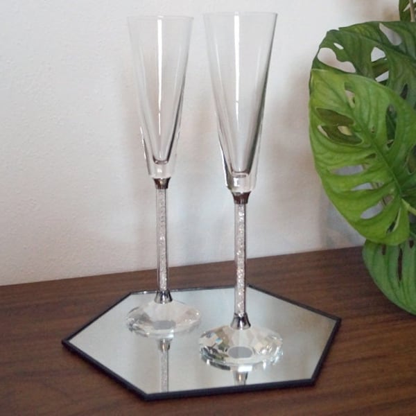 Sekt-Glas 2er-Set mit Glasdiamanten im Stiel mit Geschenkkarton