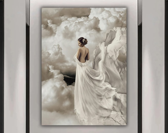 WOMAN ART