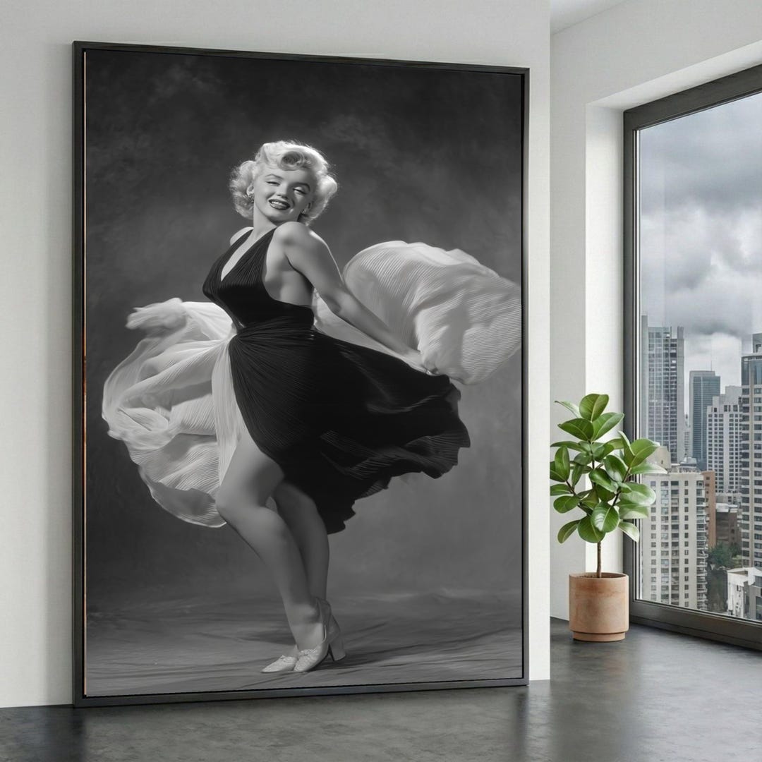 Classic Marilyn Monroe Black and White Canvas, Vintage Hollywood ...