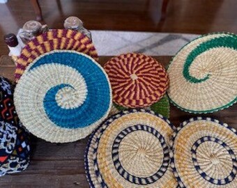 Bunte Wandkorb Dekorationen