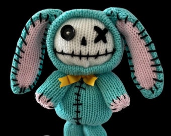 Goth Bunny: Circulaire breimachine patroon voor gehaakte gebreide knuffeldier griezelige Halloween Goth skelet konijn pop