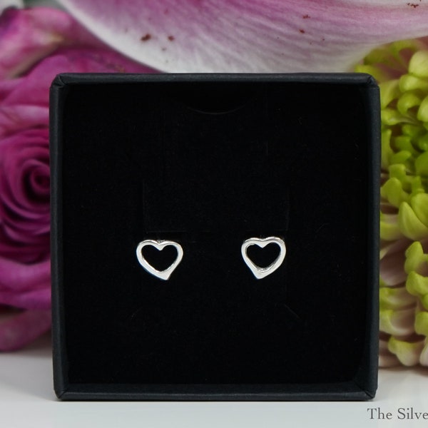 Delicate Heart - Sterling Silver Hollow Heart Shaped Stud Earrings