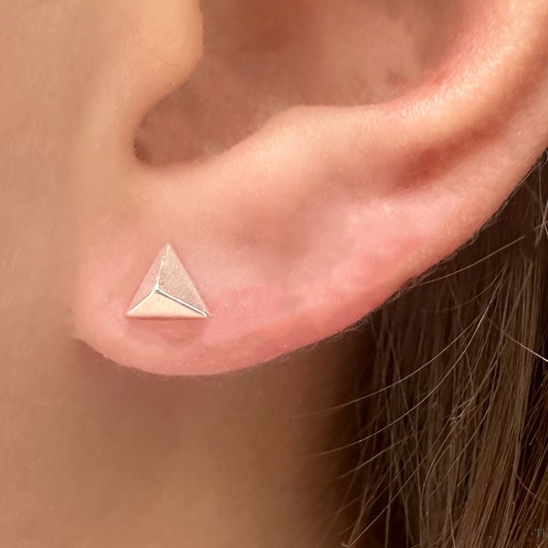 Brushed Pyramid - Sterling Silver brushed Stud Earrings