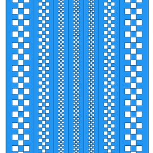 Könnte beinhalten: Eine blaue Kunststoffschablone mit fünf verschiedenen Mustern, darunter ein Karomuster, ein durchgehendes Linienmuster und ein Punktmuster. Die Schablone ist mit "STEEL HARPY GAMING" beschriftet.