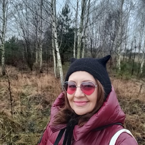 Flauschige und schicke Wintermütze für Frauen - Perfektes Geschenk für für Teenager, Katzenliebhaber-Mode