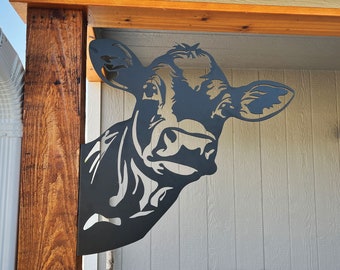 Metal Peeping Cow Sign: Farmhouse Wall Art Decor